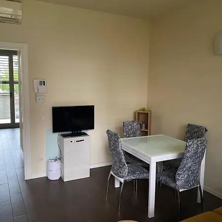 Strategico E Comodo: Bovisa Apartment